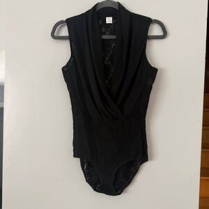 EUC Hanky Panky Signature Black Lace Sleeveless Draped Front Bodysuit